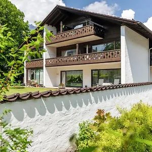 Apartment Johannas Alm, Garmisch-Partenkirchen