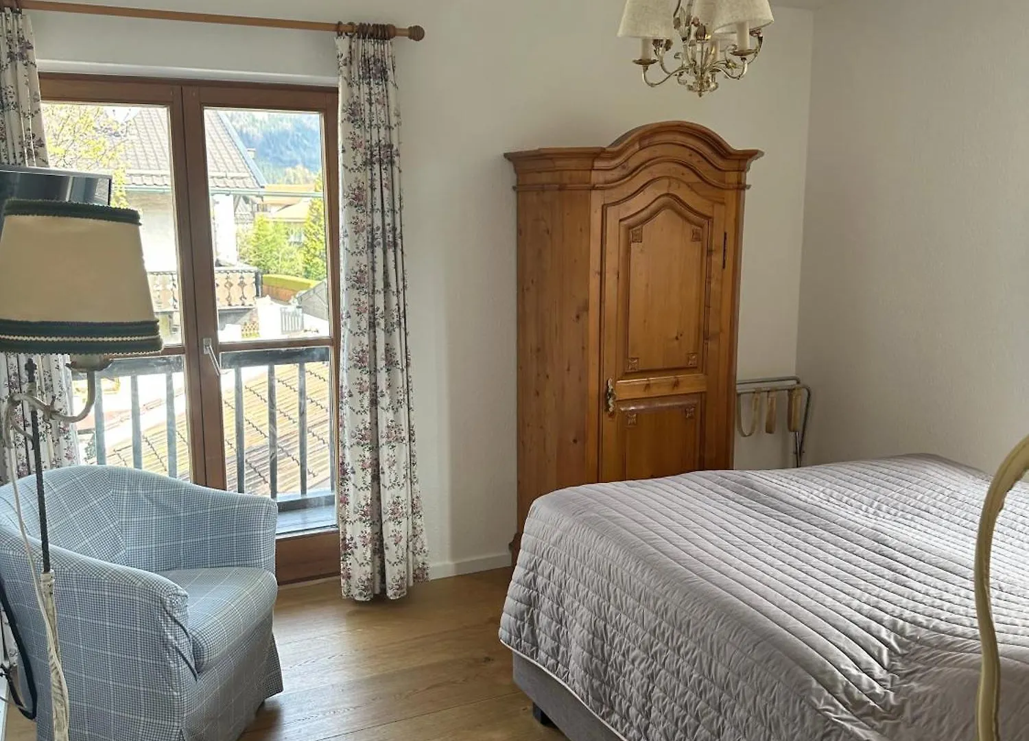 Apartament Gaestehaus Antonia Garmisch-Partenkirchen